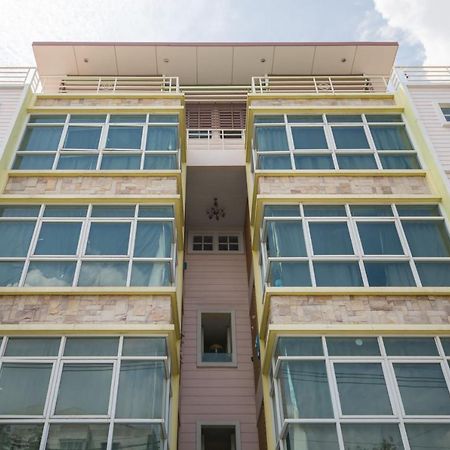 Oyo 75405 Ladda Place Бангкок Екстер'єр фото